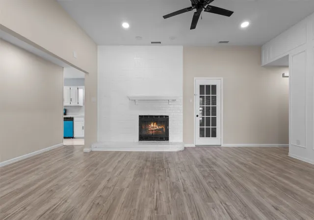Photo 4 of Single family home for sale at 149 Lassetter Dr, Red Oak, TX 75154 | MLS# 21311715 | Listing updated on 2026-08-27