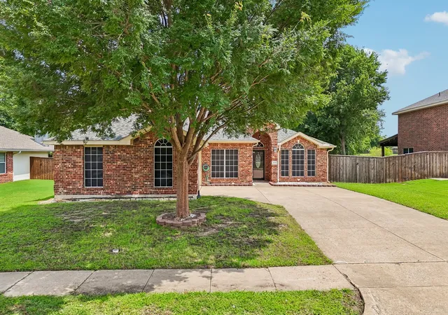 Photo 1 of Single family home for sale at 1711 Rushing Wy, Wylie, TX 75098 | MLS# 21288737 | Listing updated on 2026-08-22