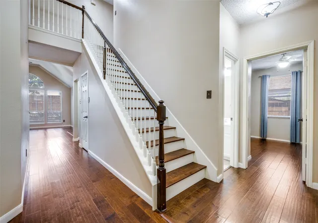 Photo 3 of Single family home for sale at 2905 Furlong Dr W, Flower Mound, TX 75022 | MLS# 21310042 | Listing updated on 2026-08-22