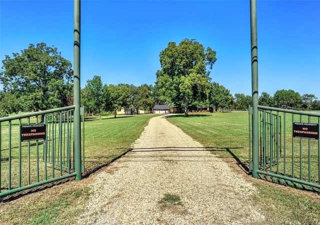 Photo 2 of Single family home for sale at 4877 Fm 84, Denison, TX 75020 | MLS# 21309745 | Listing updated on 2026-10-02