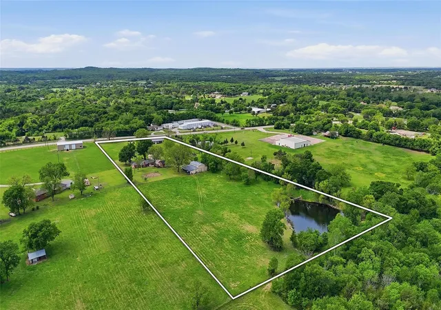 Photo 1 of Single family home for sale at 4877 Fm 84, Denison, TX 75020 | MLS# 21309745 | Listing updated on 2026-10-02