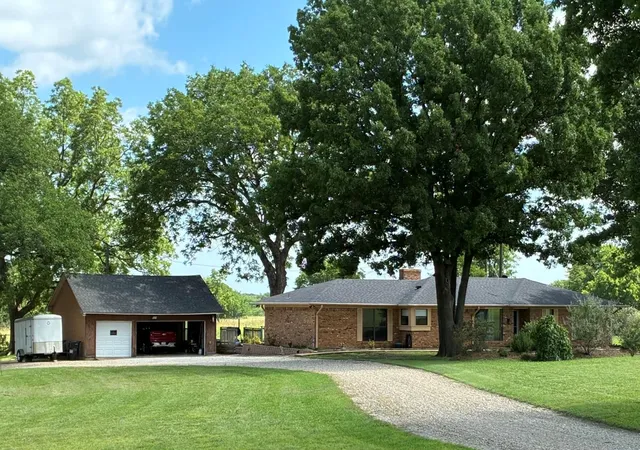 Photo 3 of Single family home for sale at 4877 Fm 84, Denison, TX 75020 | MLS# 21309745 | Listing updated on 2026-10-02