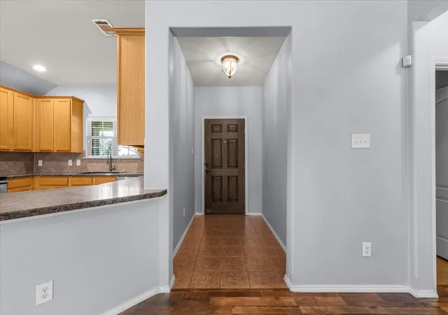 Photo 4 of Sale Pending at 4604 Fern Valley Dr, Fort Worth, TX 76244 | MLS# 21311764 | Listing updated on 2026-08-18
