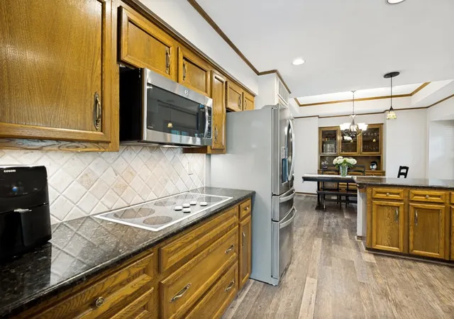 Photo 4 of Single family home for sale at 6700 Ishnala Trl, Plano, TX 75023 | MLS# 21311646 | Listing updated on 2026-07-22