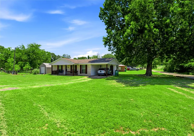 Photo 3 of Sale Pending at 10017 Fm 59, Athens, TX 75751 | MLS# 21311800 | Listing updated on 2026-07-16