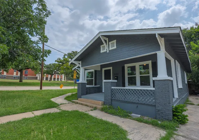 Photo 2 of Single family home for sale at 3101 Erie St, Fort Worth, TX 76112 | MLS# 21311839 | Listing updated on 2026-08-27
