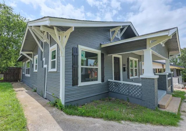 Photo 2 of Single family home for sale at 3101 Erie St, Fort Worth, TX 76112 | MLS# 21311839 | Listing updated on 2026-08-27