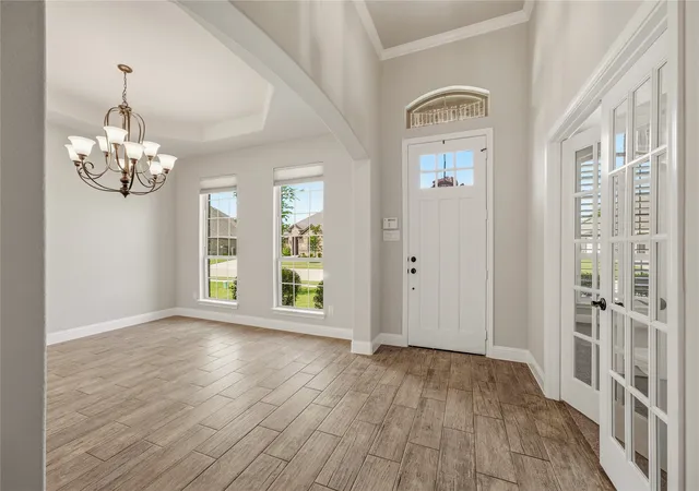 Photo 3 of Single family home for sale at 1086 Mickelson Dr, Granbury, TX 76048 | MLS# 21309882 | Listing updated on 2026-08-22