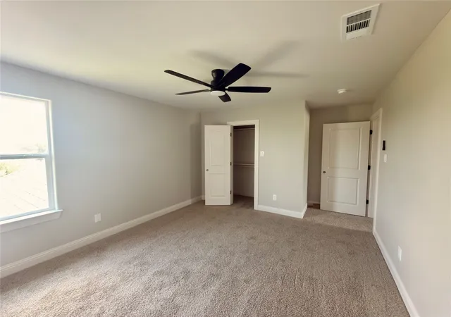 Homes for sale in Mineral Wells, TX | 402 Bellaire Cir, Mineral Wells, TX 76067 | MLS# 21308847
