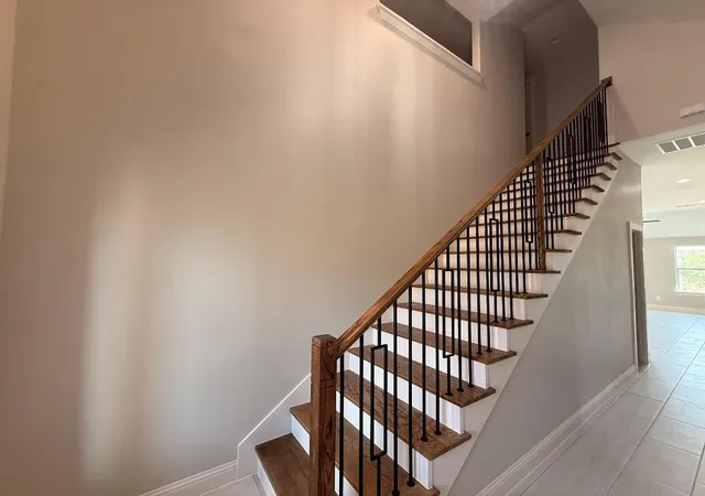 Photo 3 of Single family home for sale at 402 Bellaire Cir, Mineral Wells, TX 76067 | MLS# 21308847 | Listing updated on 2026-09-28