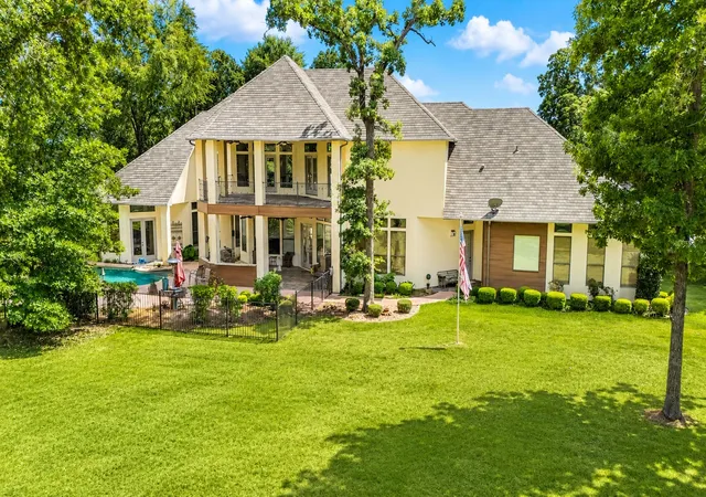 Homes for sale in Mabank, TX | 299 Saint Andrews Dr, Mabank, TX 75156 | MLS# 21311722