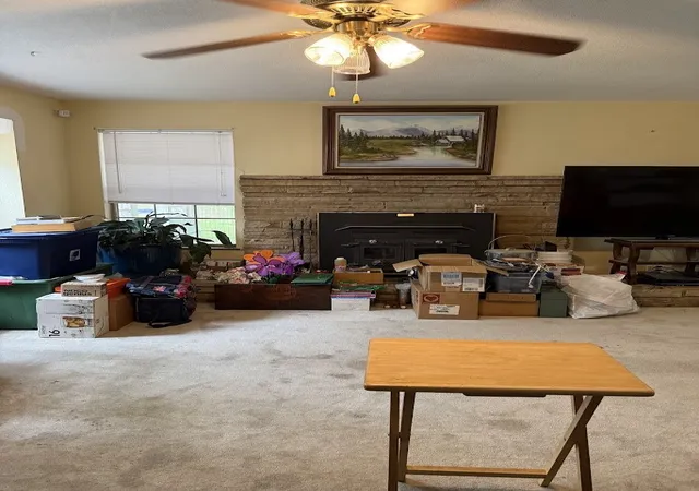 Photo 3 of Single family home for sale at 921 Sportsman Park Rd, Azle, TX 76020 | MLS# 21311819 | Listing updated on 2026-09-30
