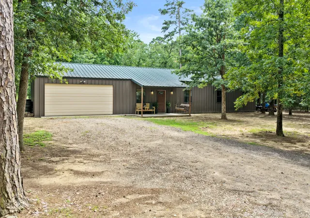 Homes for sale in Scroggins, TX | 726 King Cecil Ct, Scroggins, TX 75480 | MLS# 21310400
