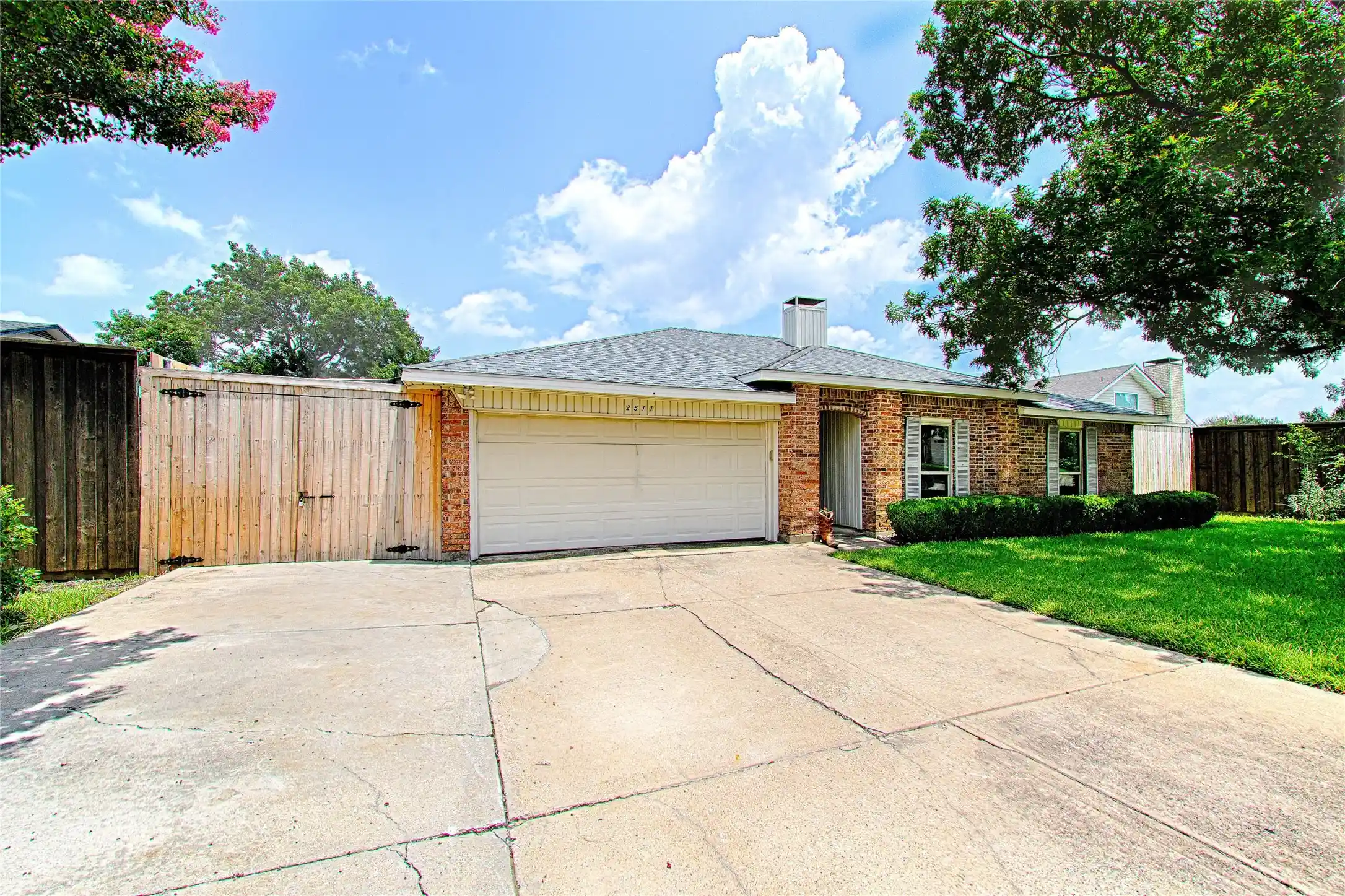 Photo 1 of Single family home for sale at 2511 Via Avenida, Carrollton, TX 75006 | MLS# 21309546 | Listing updated on 2026-10-16