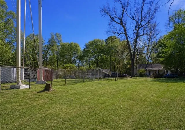 Homes for sale in Kilgore, TX | 1235 E North St, Kilgore, TX 75662 | MLS# 21311989