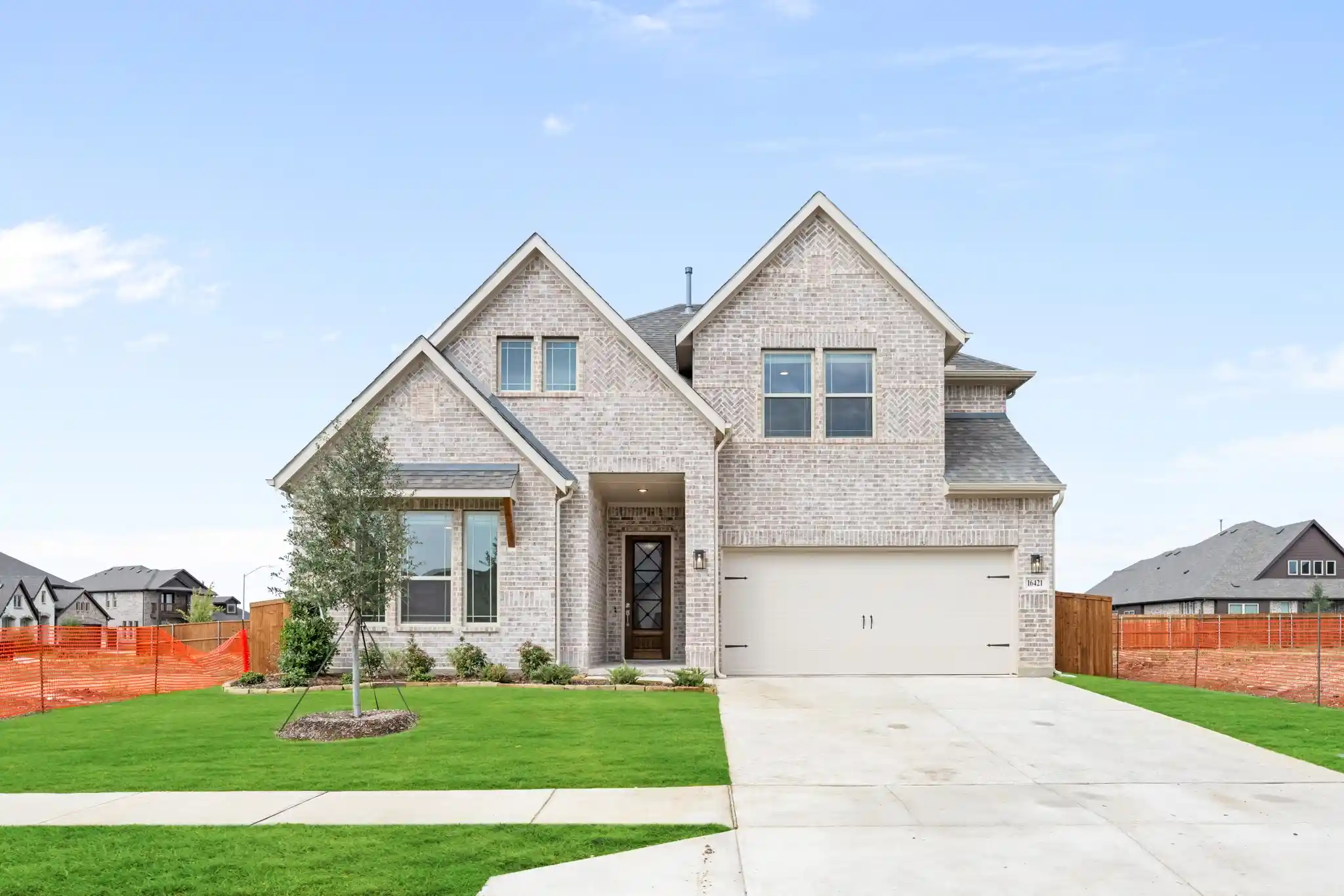 Photo 1 of Single family home for sale at 16421 Thistle Bend Dr, Justin, TX 76247 | MLS# 21312076 | Listing updated on 2026-10-13