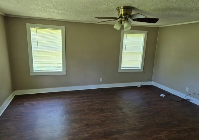 Homes for sale in Jacksonville, TX | 511 Myrtle Dr, Jacksonville, TX 75766 | MLS# 21311786