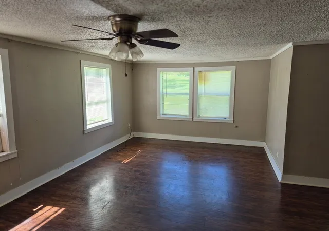 Homes for sale in Jacksonville, TX | 511 Myrtle Dr, Jacksonville, TX 75766 | MLS# 21311786