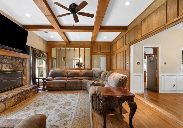 Photo 2 of Single family home for sale at 3929 Amy Ave, Garland, TX 75043 | MLS# 21312098 | Listing updated on 2026-08-29