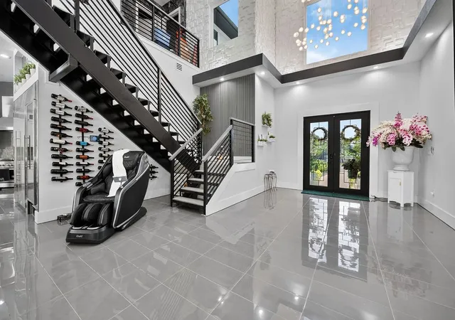 Photo 4 of Sale Pending at 234 City View Ct, Cedar Hill, TX 75104 | MLS# 21311419 | Listing updated on 2026-08-13
