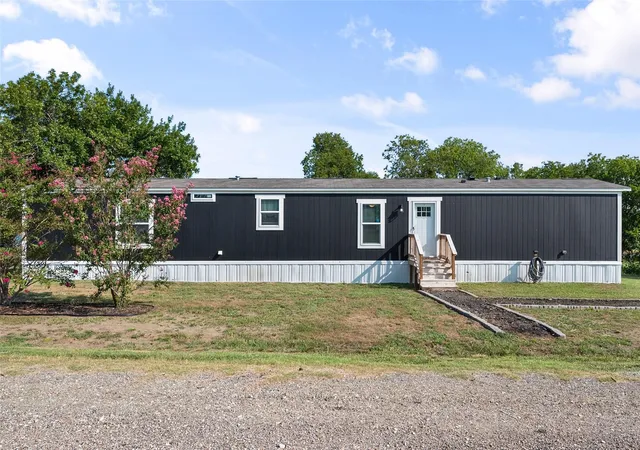Photo 1 of Sale Pending at 421 S Garitty St, Frost, TX 76641 | MLS# 21305556 | Listing updated on 2026-08-25