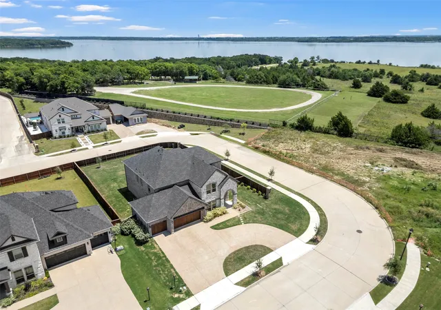 Photo 3 of Single family home for sale at 1814 Diamond Ct, Wylie, TX 75098 | MLS# 21308603 | Listing updated on 2026-08-26