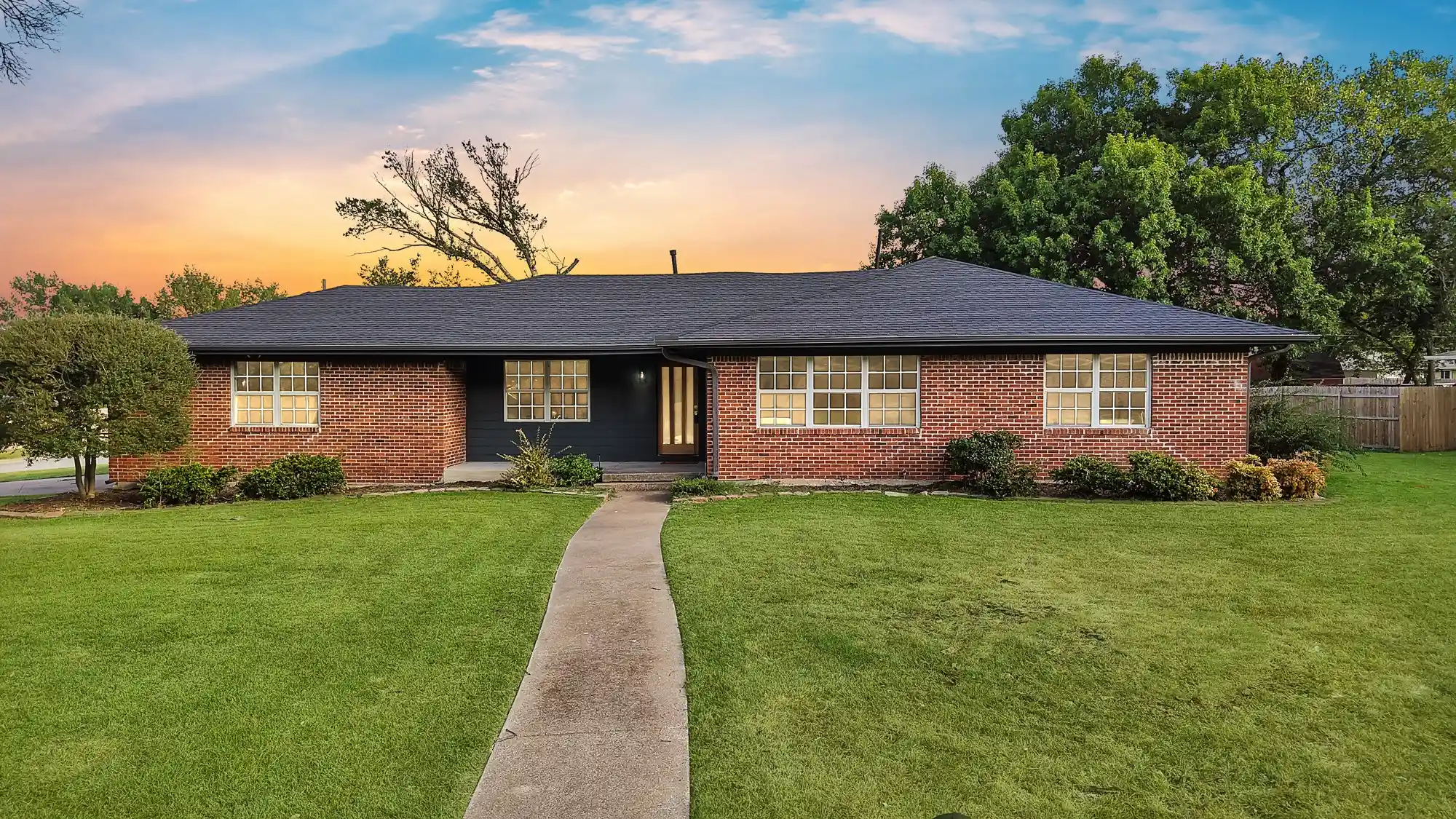 Photo 1 of Single family home for sale at 1618 Comanche Trl, Garland, TX 75043 | MLS# 21287903 | Listing updated on 2026-10-17