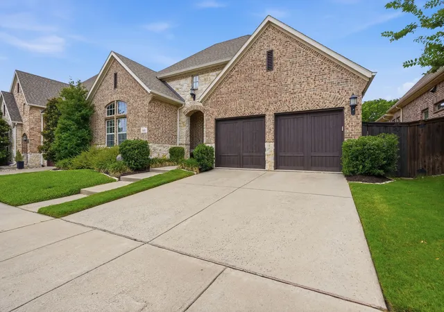 Homes for sale in Flower Mound, TX | 2626 Exall St, Flower Mound, TX 75022 | MLS# 21311111