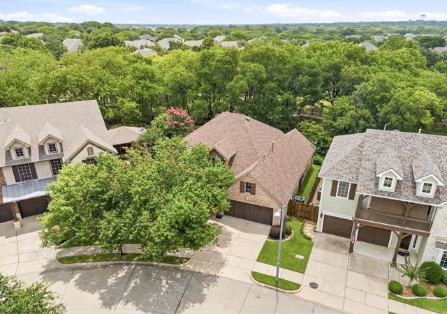Homes for sale in Euless, TX | 2510 Kodiak Cir, Euless, TX 76039 | MLS# 21309751