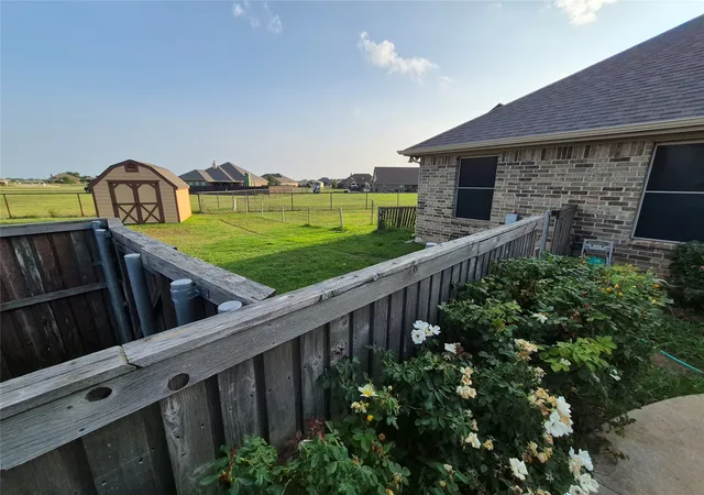 Homes for sale in Godley, TX | 7812 Grain Ct, Godley, TX 76044 | MLS# 21311806