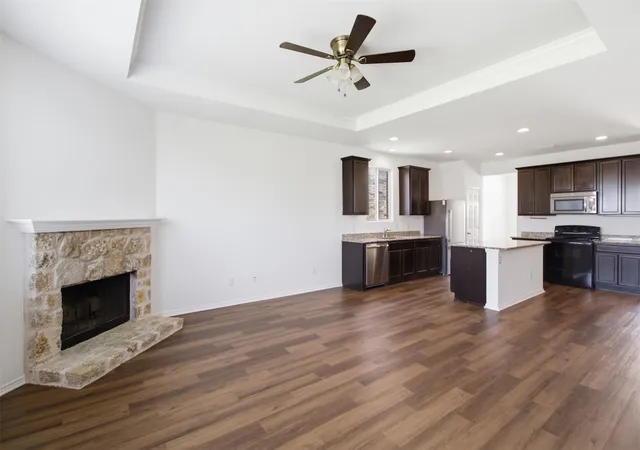 3rd image of 1716 Gayla Creek Dr, Little Elm, TX 75068 | MLS# 21311933