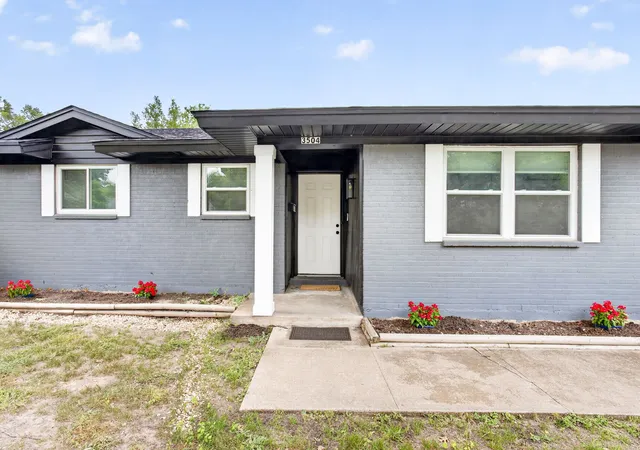 Photo 3 of Single family home for sale at 3504 Coronado Ct, Fort Worth, TX 76116 | MLS# 21312071 | Listing updated on 2026-07-10