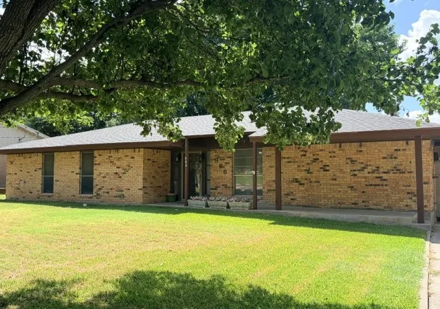 Photo 1 of Single family home for sale at 906 Zahara St, Bowie, TX 76230 | MLS# 21312414 | Listing updated on 2026-07-22