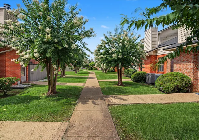 3rd image of 3636 Greenacres Pl Dr, Bossier, LA 71111