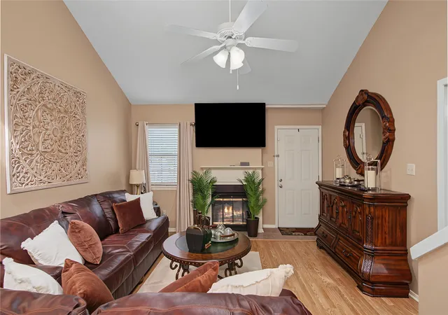 4th image of 3636 Greenacres Pl Dr, Bossier, LA 71111