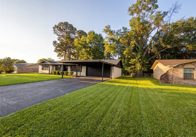Photo 3 of Sale Pending at 304 Harriett St, Longview, TX 75605 | MLS# 21307206 | Listing updated on 2026-07-10