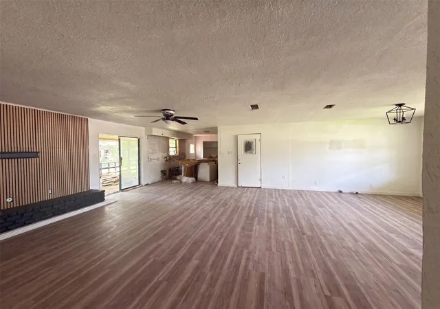 Photo 3 of Sale Pending at 304 Harriett St, Longview, TX 75605 | MLS# 21307206 | Listing updated on 2026-07-10