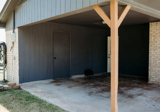 Photo 3 of Single family home for sale at 408 County Road 2200, Ivanhoe, TX 75447 | MLS# 21312192 | Listing updated on 2026-09-15