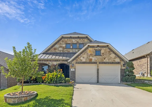 Photo 1 of Single family home for sale at 3012 Waterglen Dr, Fort Worth, TX 76177 | MLS# 21312503 | Listing updated on 2026-08-22