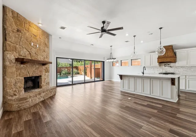 Photo 3 of Single family home for sale at 3012 Waterglen Dr, Fort Worth, TX 76177 | MLS# 21312503 | Listing updated on 2026-08-22