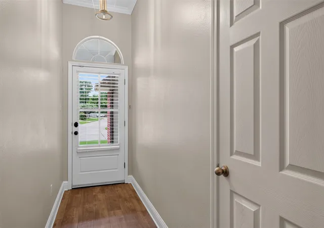 Photo 3 of Sale Pending at 1006 Azalea Garden Dr, Shreveport, LA 71115 | MLS# 21311893 | Listing updated on 2026-07-22