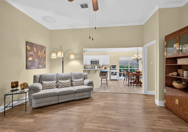 Photo 4 of Sale Pending at 1006 Azalea Garden Dr, Shreveport, LA 71115 | MLS# 21311893 | Listing updated on 2026-07-22