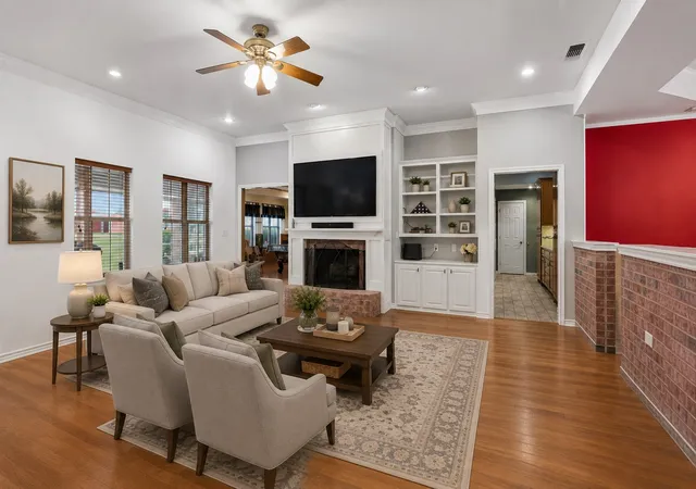 Photo 4 of Single family home for sale at 4210 Whitehead Rd, Midlothian, TX 76065 | MLS# 21308796 | Listing updated on 2026-07-08