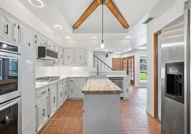 Photo 2 of Single family home for sale at 9435 Spring Hollow Dr, Dallas, TX 75243 | MLS# 21301257 | Listing updated on 2026-07-25