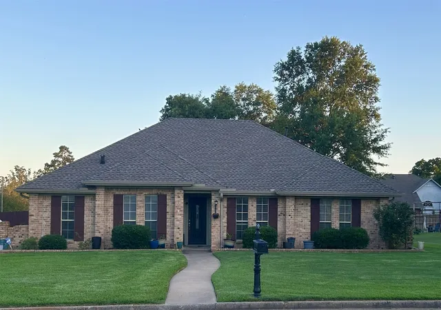 Homes for sale in Mount Vernon, TX | 601 Highland Oaks St, Mount Vernon, TX 75457 | MLS# 21286477