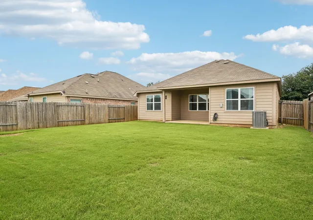 Homes for sale in Crowley, TX | 13117 Sydney Harbour Dr, Crowley, TX 76036 | MLS# 21305614
