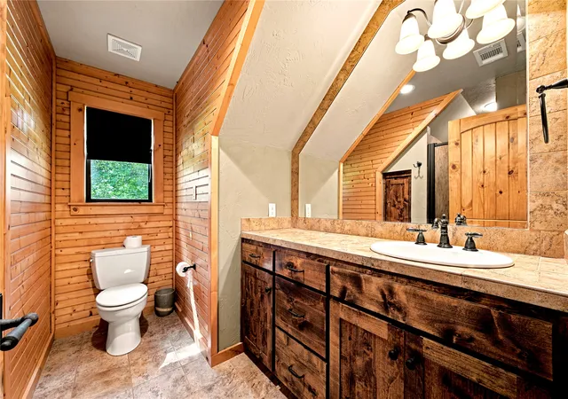 Photo 28 of Single family home for sale at 8726 Toler Pointe, Larue, TX 75770 | MLS# 21312588 | Listing updated on 2026-07-06