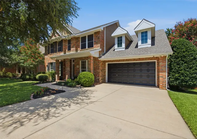 Homes for sale in Grapevine, TX | 952 Water Oak Dr, Grapevine, TX 76051 | MLS# 21312467