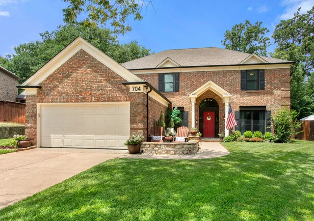 Homes for sale in Grapevine, TX | 704 Windswept Ct, Grapevine, TX 76051 | MLS# 21275003