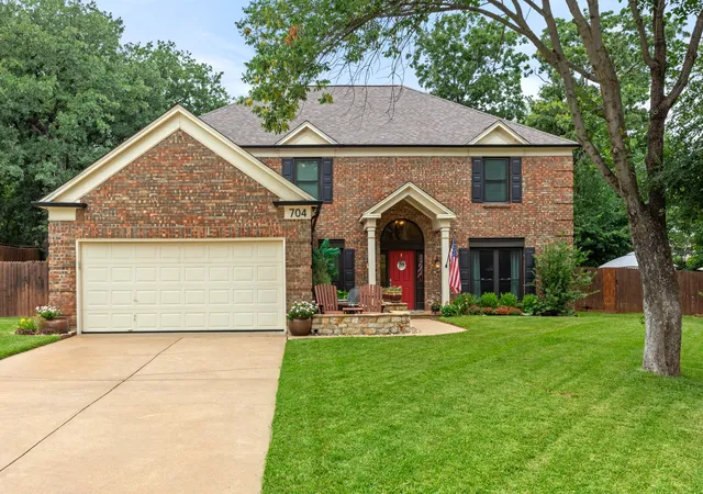 Homes for sale in Grapevine, TX | 704 Windswept Ct, Grapevine, TX 76051 | MLS# 21275003